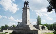 Архитект предлага нова визия за паметника на Съветската армия в София