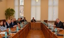 Росен Желязков обсъди с превозвачите пакета "Мобилност" преди заседанието на ЕП