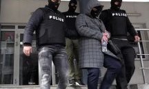 Задържаните висши полицаи отмъкнали тото фиш от възрастна жена