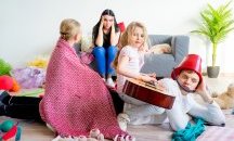Малките жилища разделят семейства