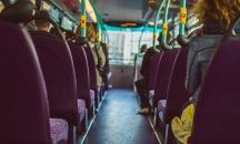 Автобус с петима пътници се бърна в канавка край Пловдив