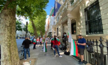 Протест и пред българското посолство в Лондон