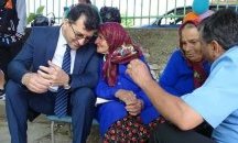 Евродепутатът Асим Адемов поздрави възрастните хора за празника
