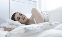 Дават 11 хил. евро на желаещи да не стават цял месец от леглото