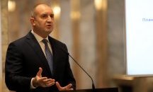 Радев Радев посъветва Борисов да си освежи паметта за автомобилите на МВР